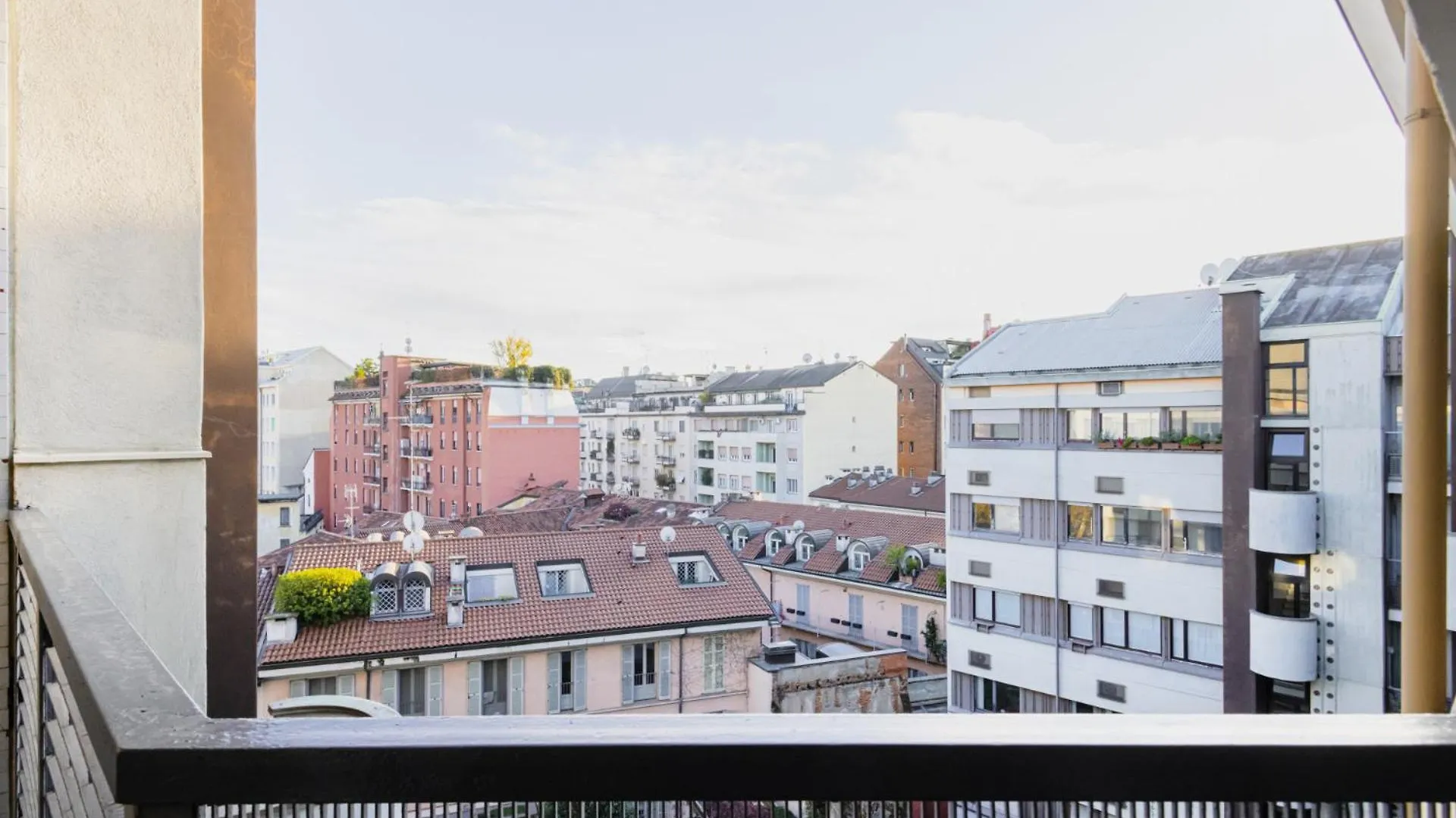 Easylife - Rifugio Elegante In Porta Romana Milan